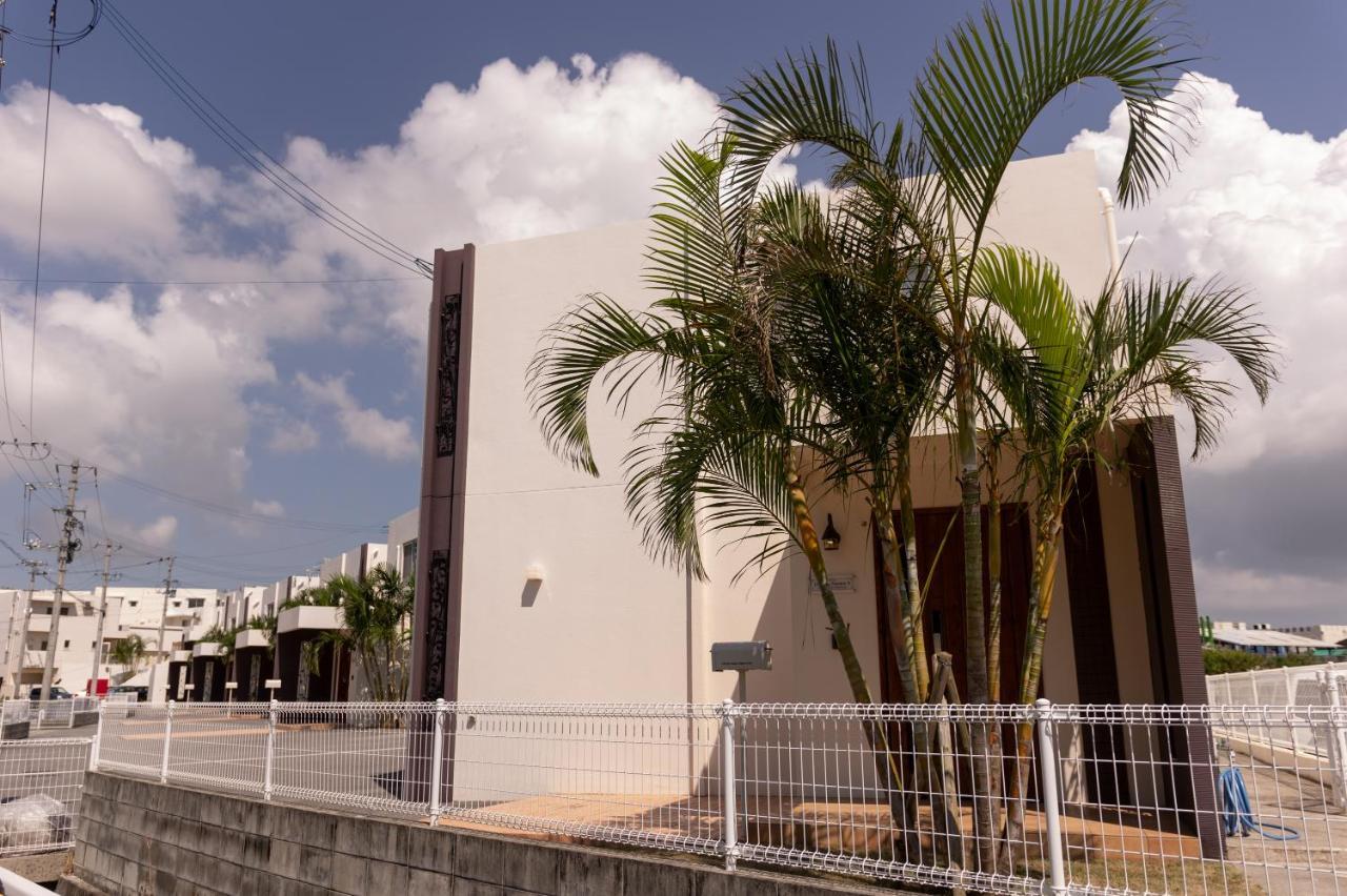 D And Stay Resort Okinawa Bagian luar foto